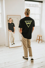 Cargar imagen en el visor de la galería, Camiseta Oversize Unisex BALANCE Negra