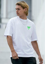 Cargar imagen en el visor de la galería, Camiseta Oversize Unisex BALANCE Blanca