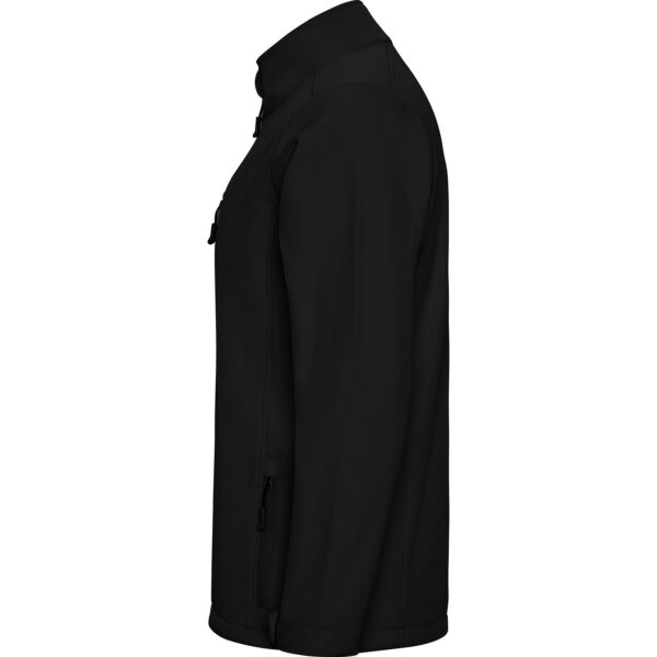 SOFTSHELLMOUNTAINHOMBRENEGRO2.jpg